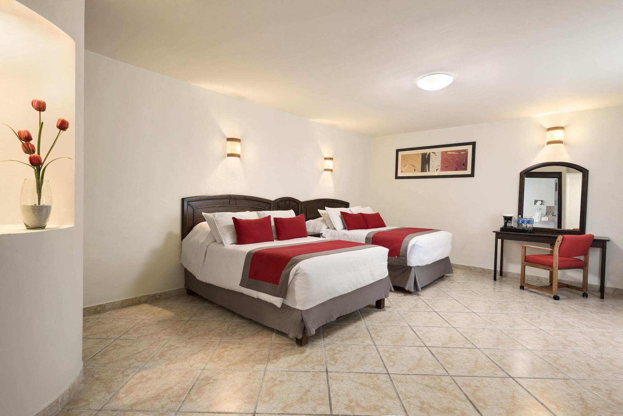 Hotel Ramada Plaza By Wyndham Leon