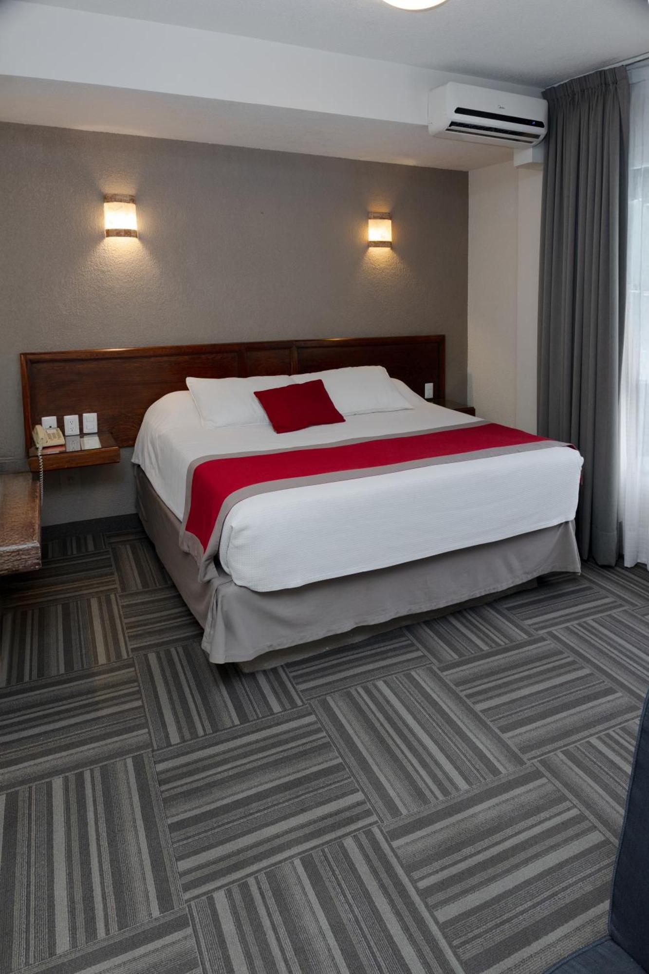 Ramada Plaza By Wyndham Hotel León